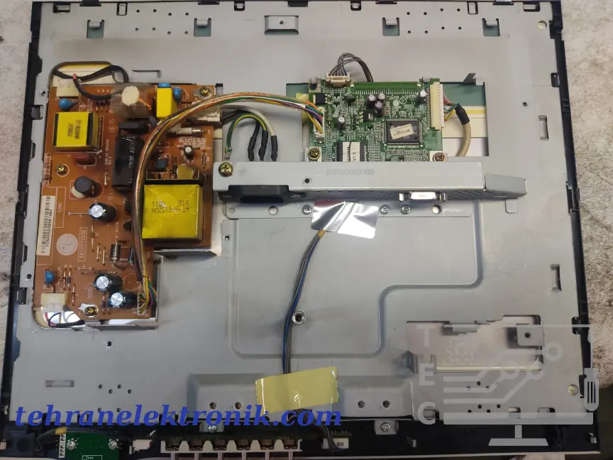 lg-monitor-15inch-L1520B-repair-04.webp